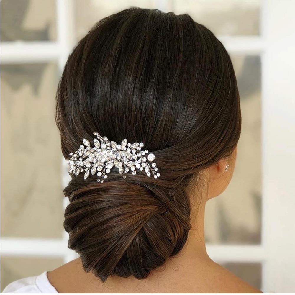 Bridal styles Botique hairpiece